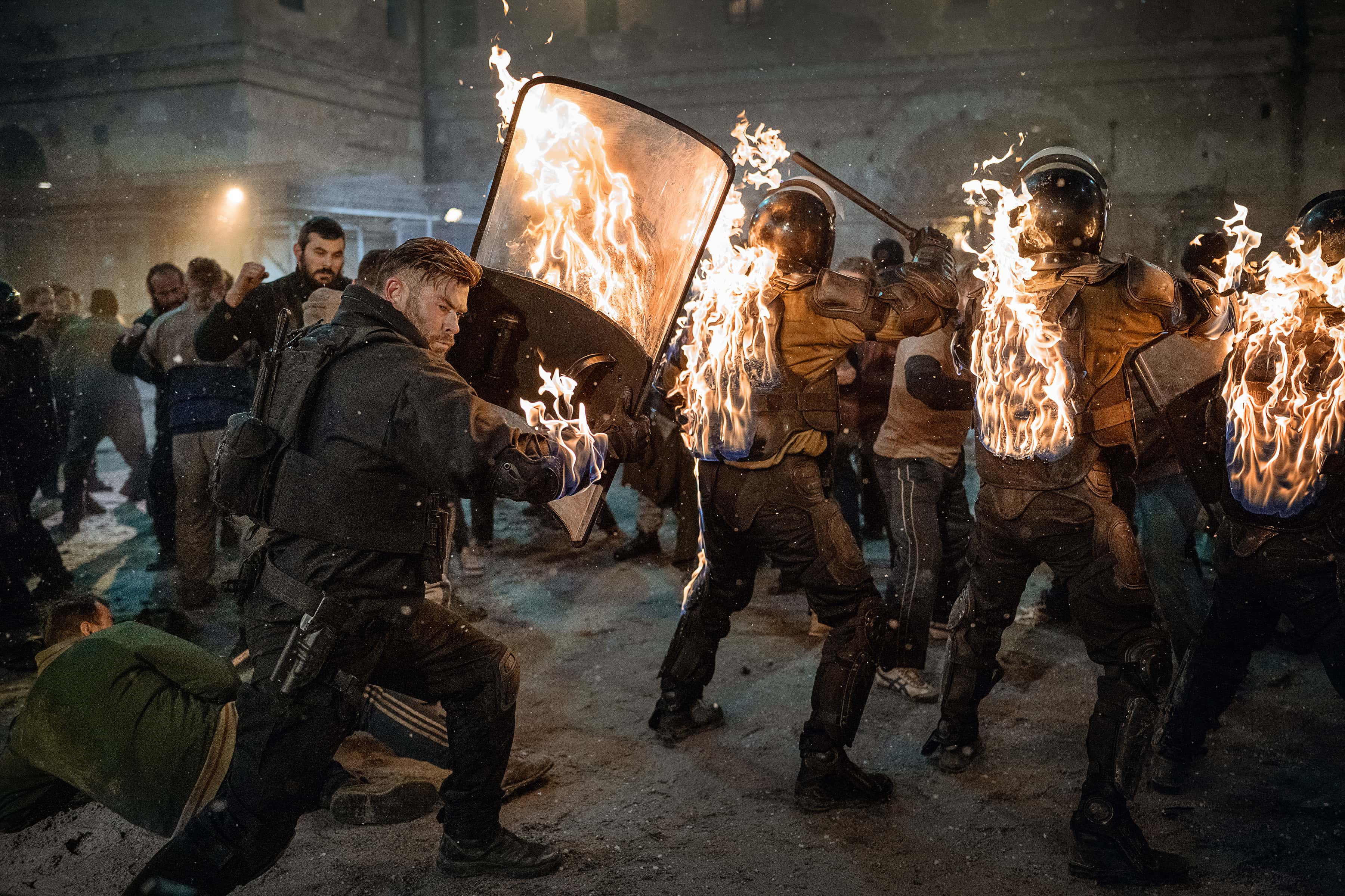 Chris Hemsworth in a still from 'Extraction 2' (Netflix)