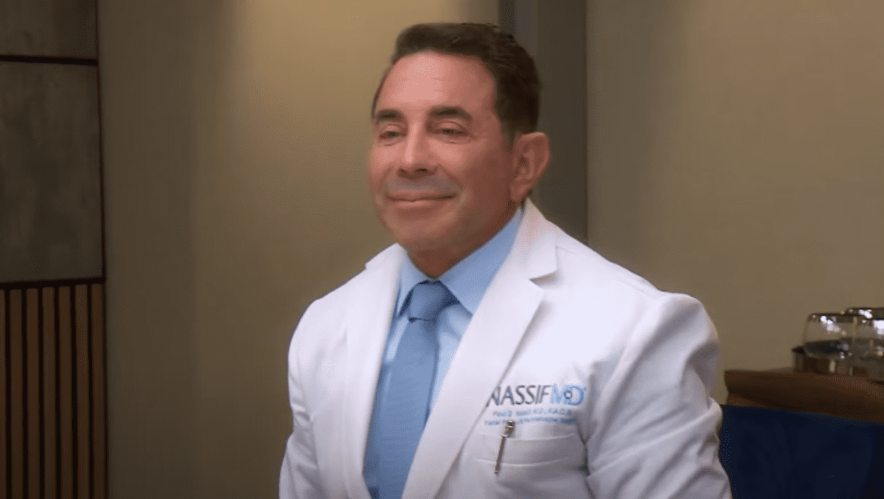 Dr Paul Nassif on 'Botched' Season 8 episode 2 (eonline)