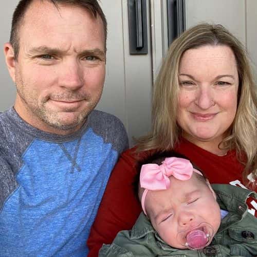 Shandrea and Patrick first met through a mutual friend in 2013 and exchanged vows in 2014. (Shandrea Holloway/Facebook)