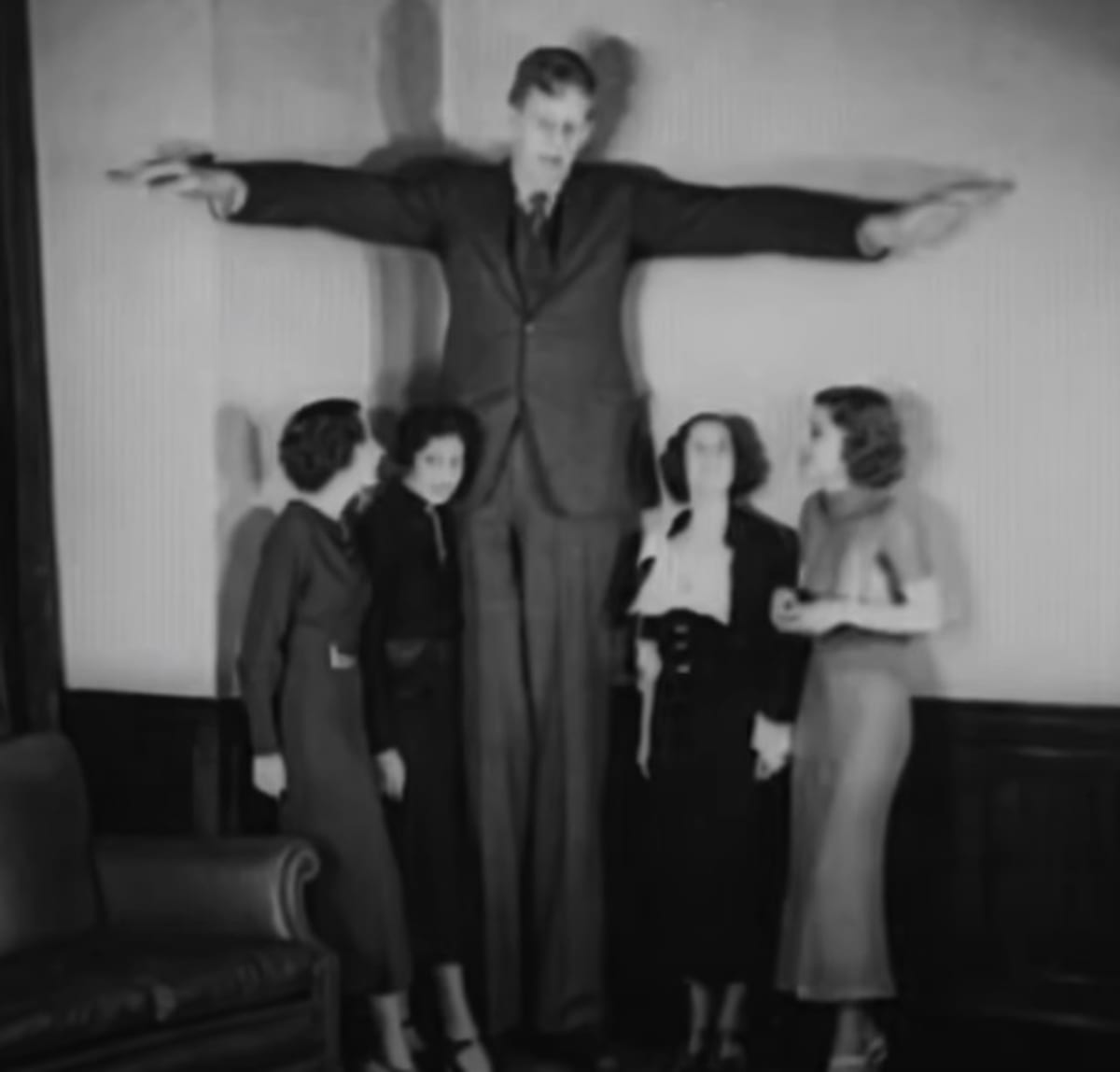 Robert Wadlow was named 'Alton Giant' for his height (BritishPathe/YouTube)