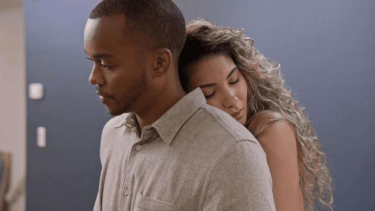 Marshall (L) hears Jackie (R) say that the emotions she had in the pods were genuine, but that she is now emotionally exhausted and that he need a lot of security (Netflix)