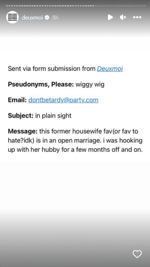 A gossip site Deumoi reveals 'RHOA' alum Kim Zolciak Biermann and Kroy Biermann to be in an open marriage (Instagram/deuxmoi)