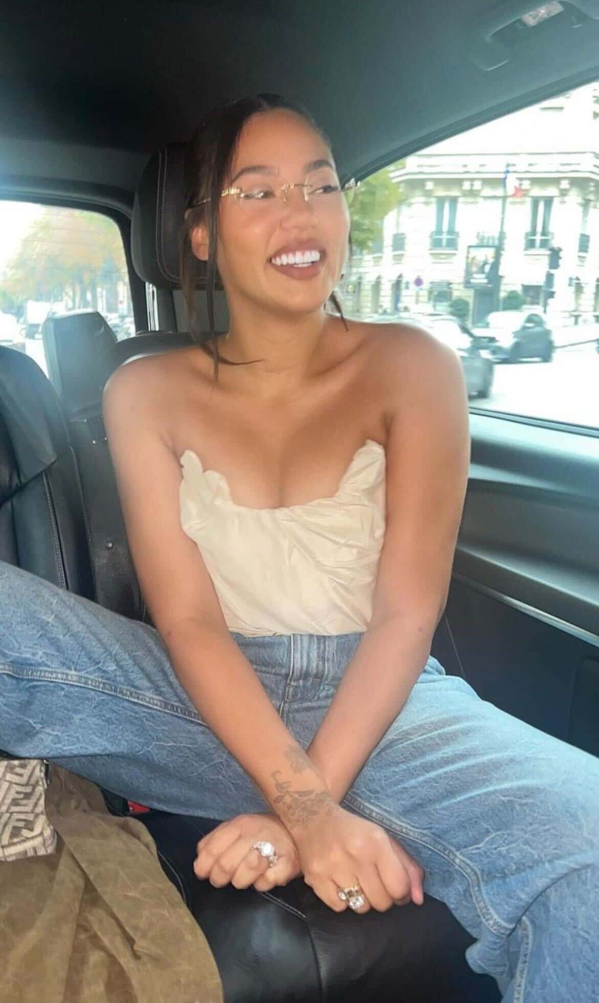 (@ayeshacurry/Instagram)