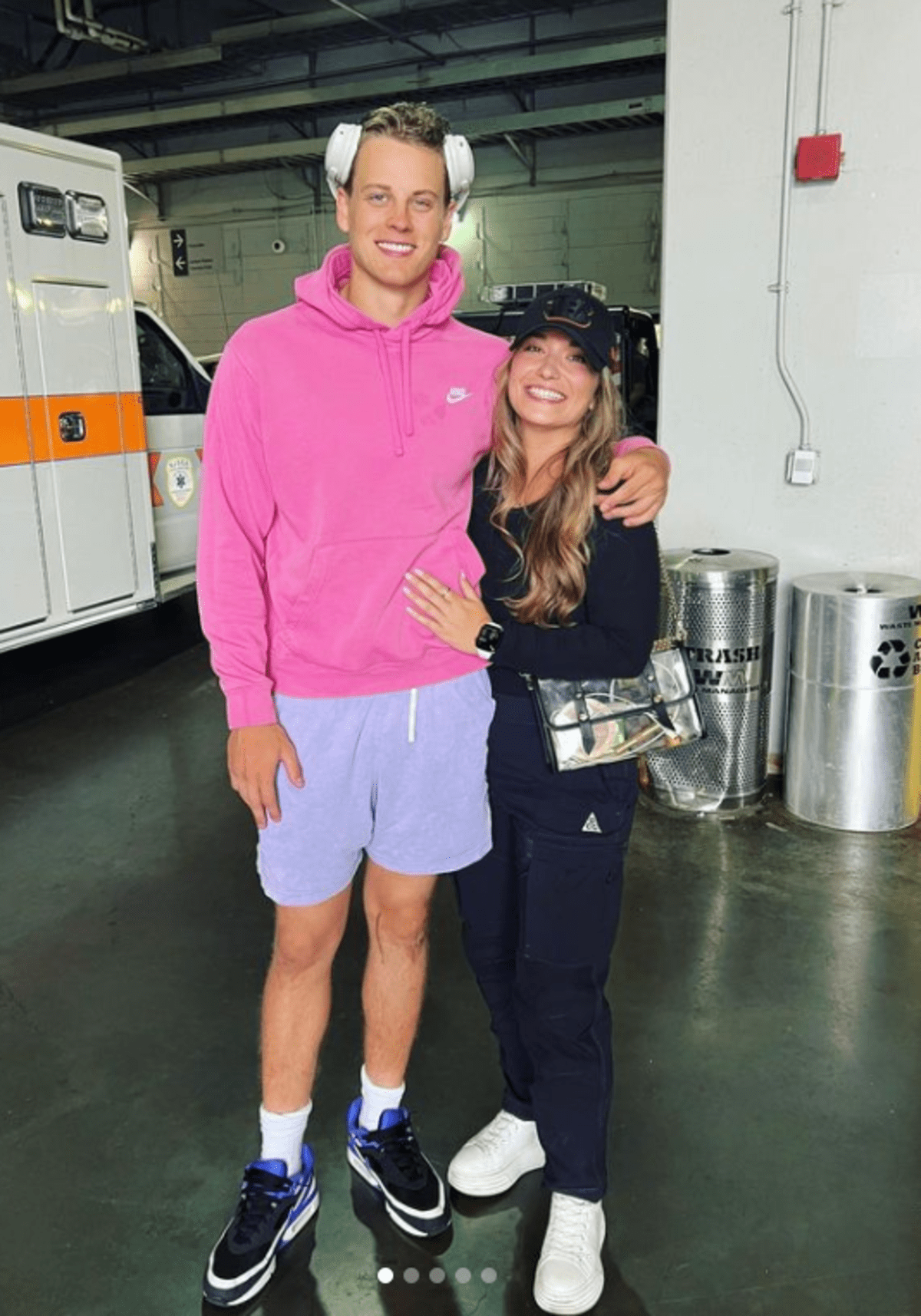 Olivia Holzmacher is 5 feet 5 inches tall (@oliviaholzmacher/Instagram)