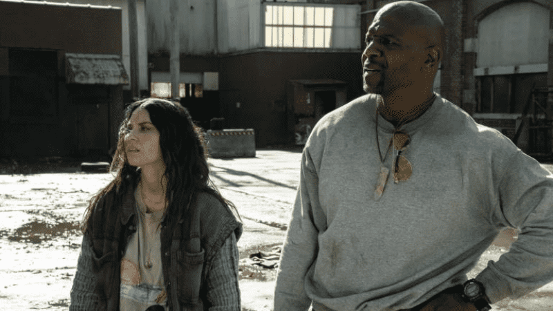 Olivia Munn and Terry Crews in 'Tales of The Walking Dead' (AMC)