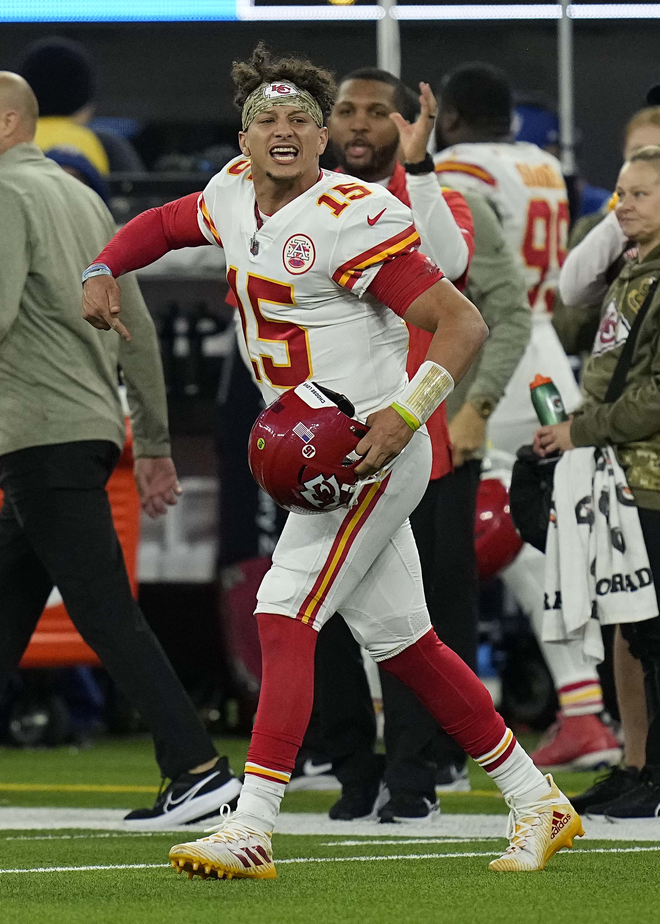 Patrick Mahomes #15 of the Kansas City Chiefs celebrates a win over the Los Angles Chargers at SoFi Stadium on November 20, 2022 in Inglewood, California.