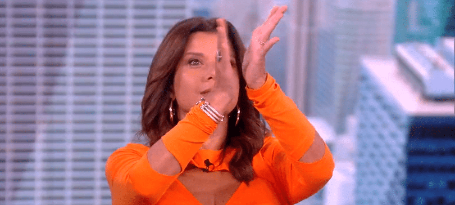 Ana Navarro applauds as Whoopi Goldberg mentions there's 'a new threat to Twitter' (Twitter/@theview)