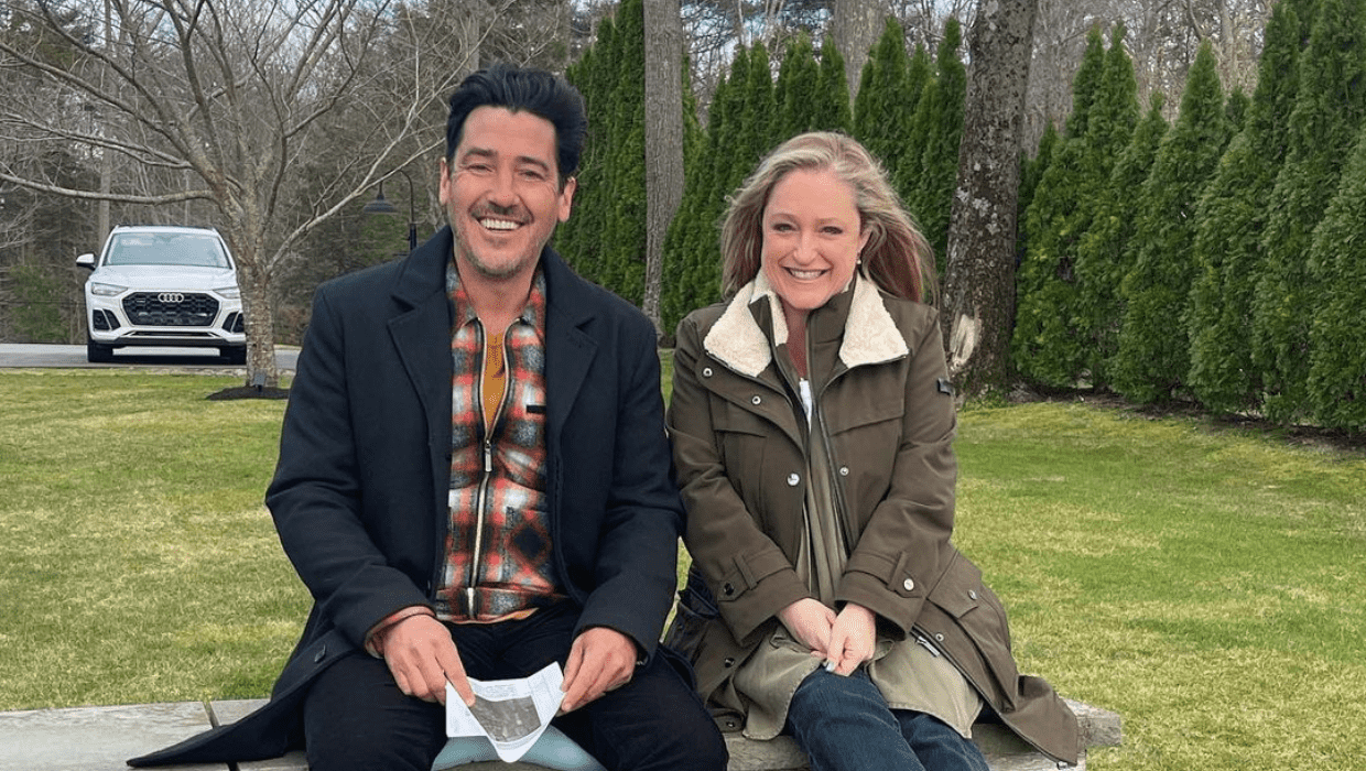 'Famrhouse Fixer' stars Jonathan Knight and Kristina Crestin (Jonathan Knight/ Instagram)