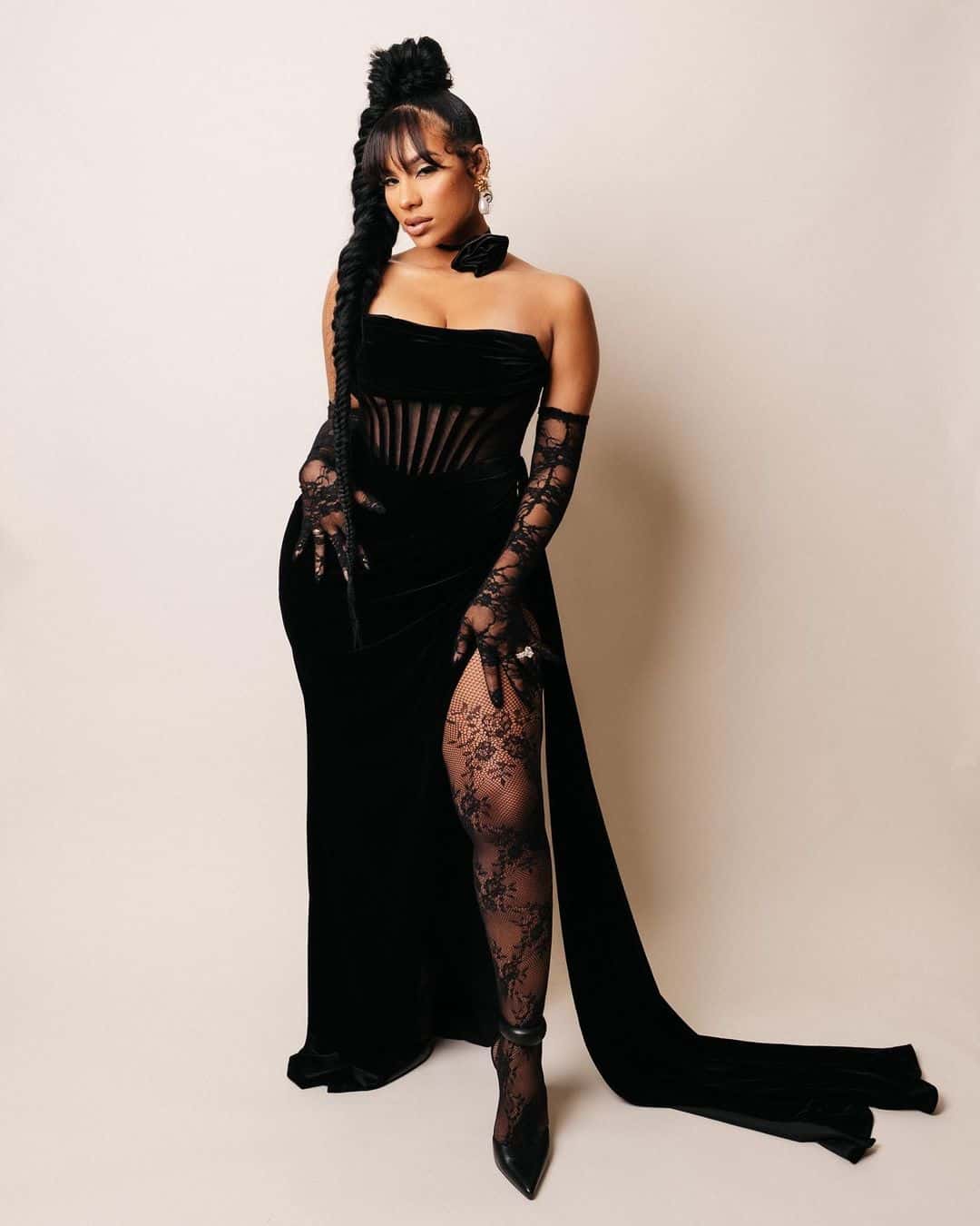 Cyn Santana opted for all-black outfit for MTV VMAs 2023 (Instagram/@cynsantana)