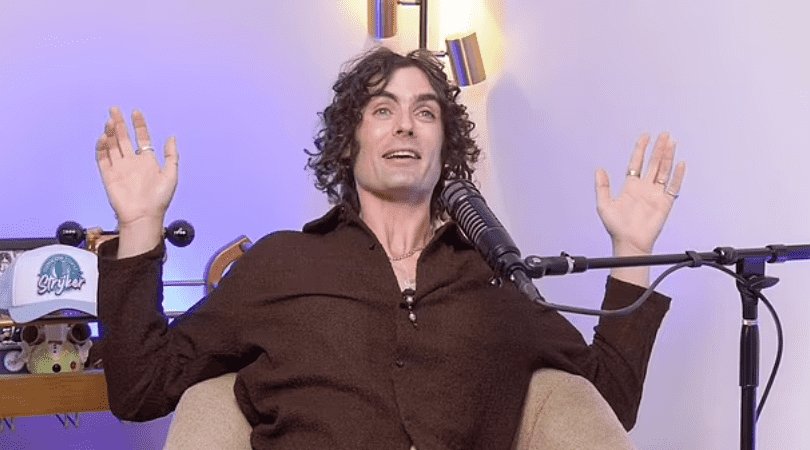 Tyson Ritter claims that Machine Gun Kelly completely lost it on him while working on the film Johnny & Clyde with the rocker's fiancee Megan Fox (
Tuna on Toast with Stryker/YouTube)