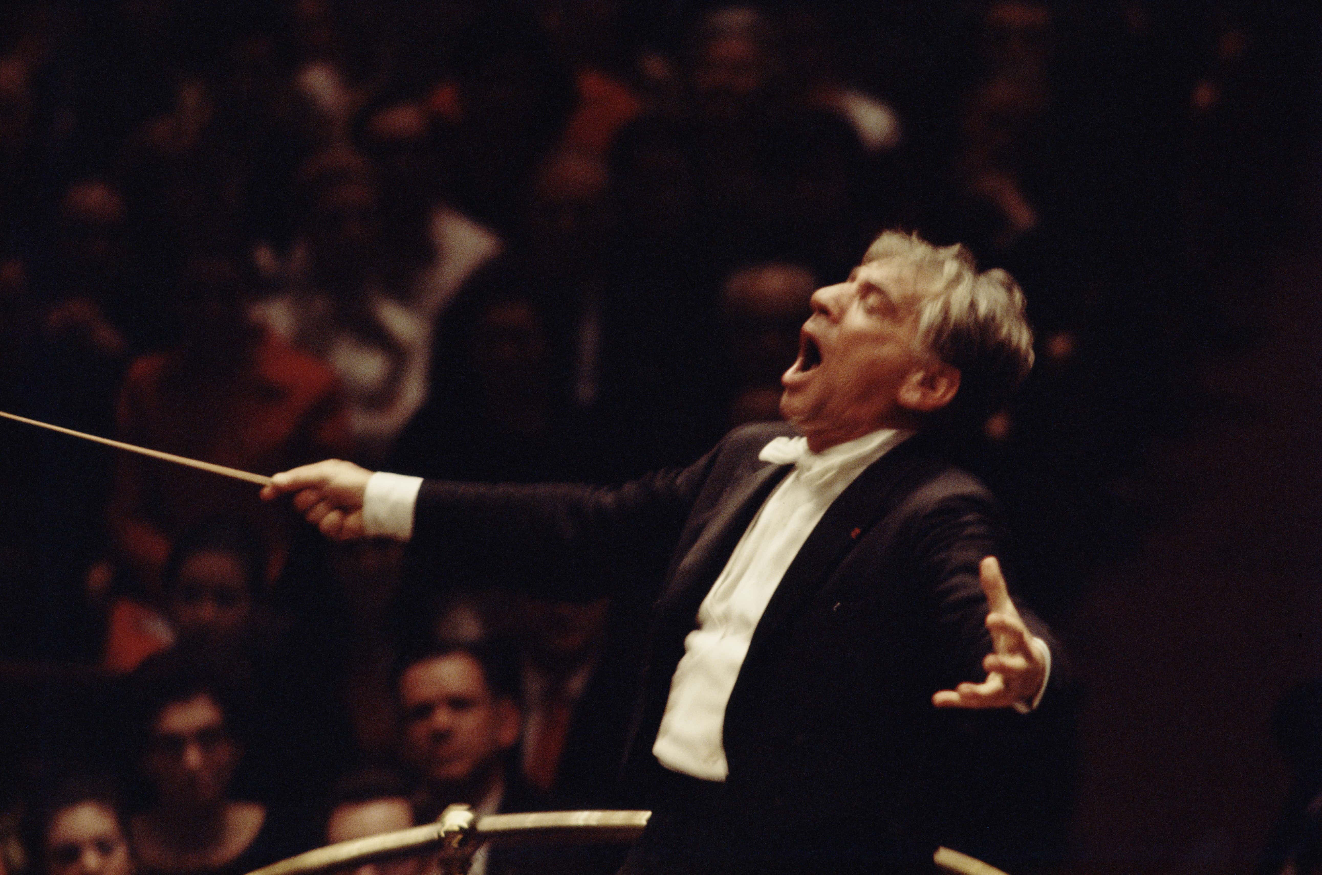 American composer, conductor and pianist Leonard Bernstein (1918 - 1990) conducting, circa 1975. (Photo by Erich Auerbach/Hulton Archive/Getty Images)