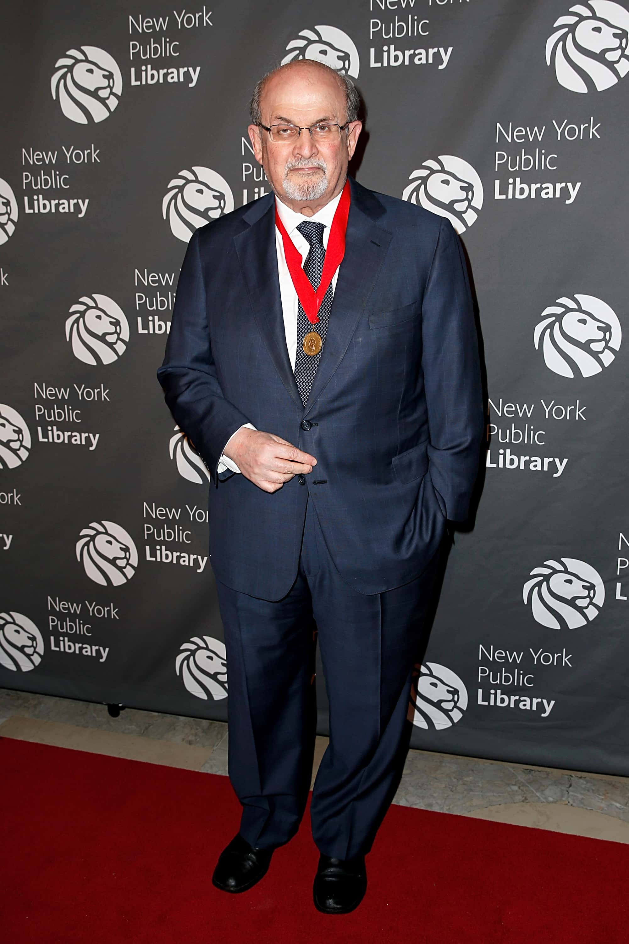 Salman Rushdie attends the New York Public Library 2018 Library Lions Gala at the New York Public Library at the Stephen A. Schwarzman Building on November 5, 2018 in New York City. (Photo by Dominik Bindl/Getty Images)