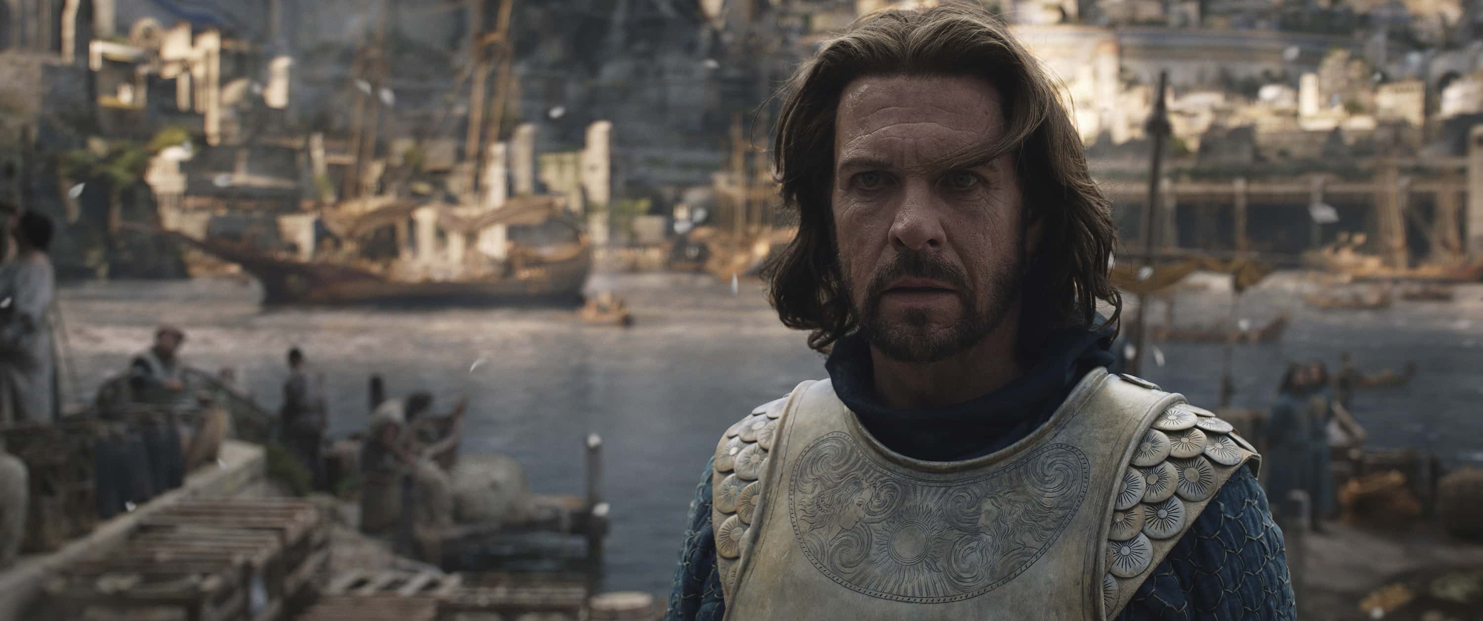 Lloyd Owen as Elendil in 'The Lord of the Rings: The Rings of Power' (Amazon Studios)