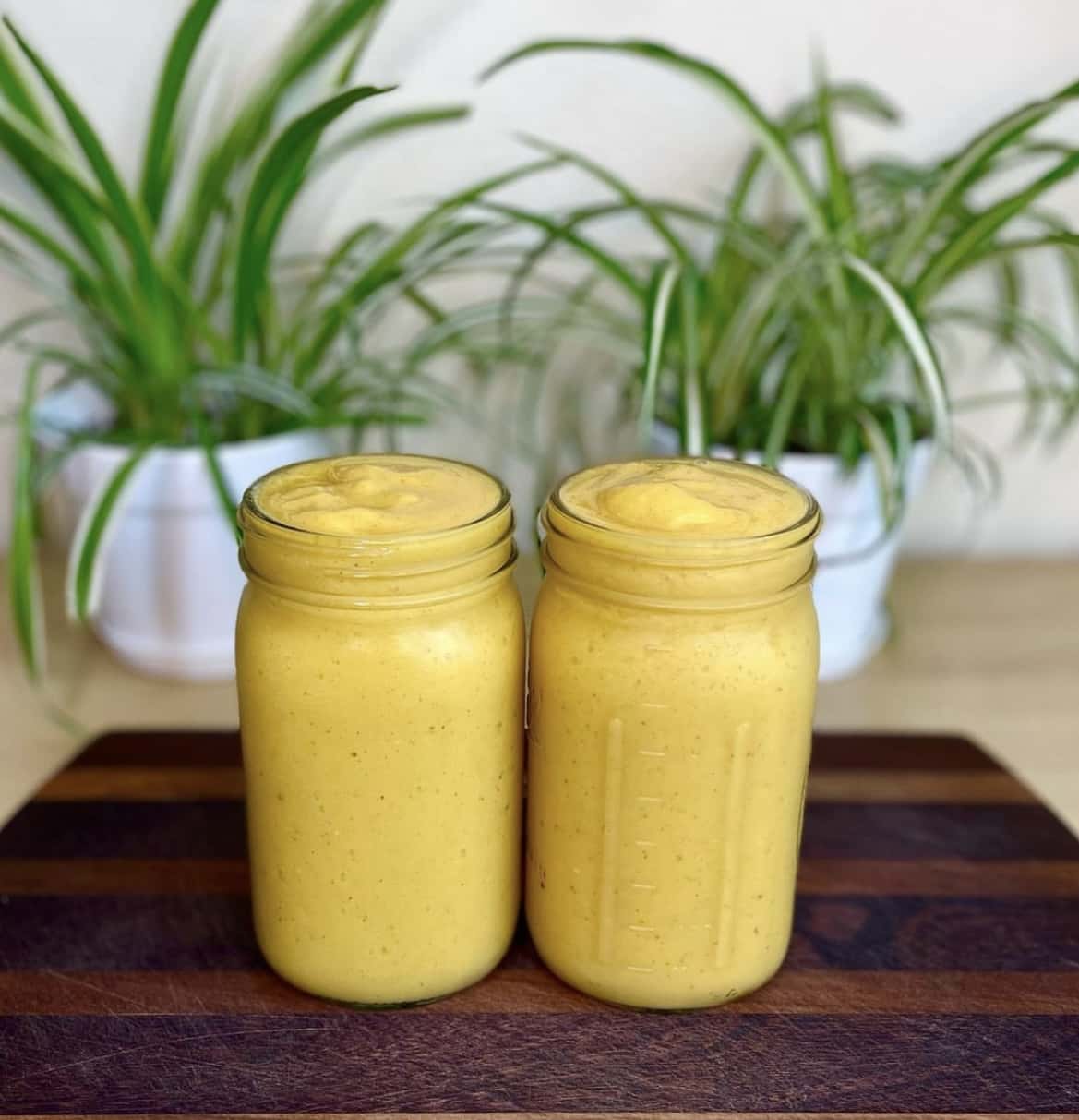 Mango smoothie (@jackfruitwatermelon/Instagram)