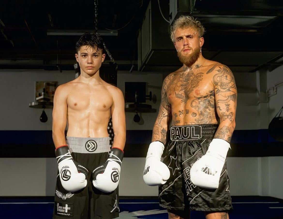 Walton has previously had a successful amateur boxing career, winning more than 80 fights (@jakepaul/Instagram)