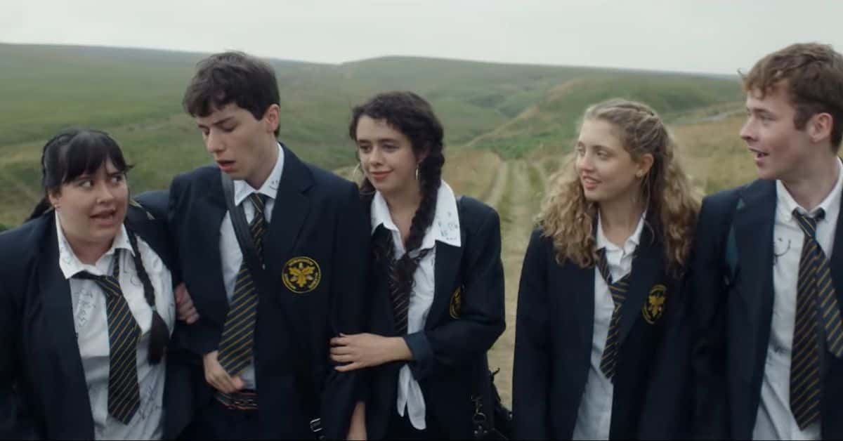 Natalie Blair, Ellis Howard, Isis Hainsworth, Amelia Clarkson and Harry Redding in 'Red Rose' (Youtube/BBC Three)