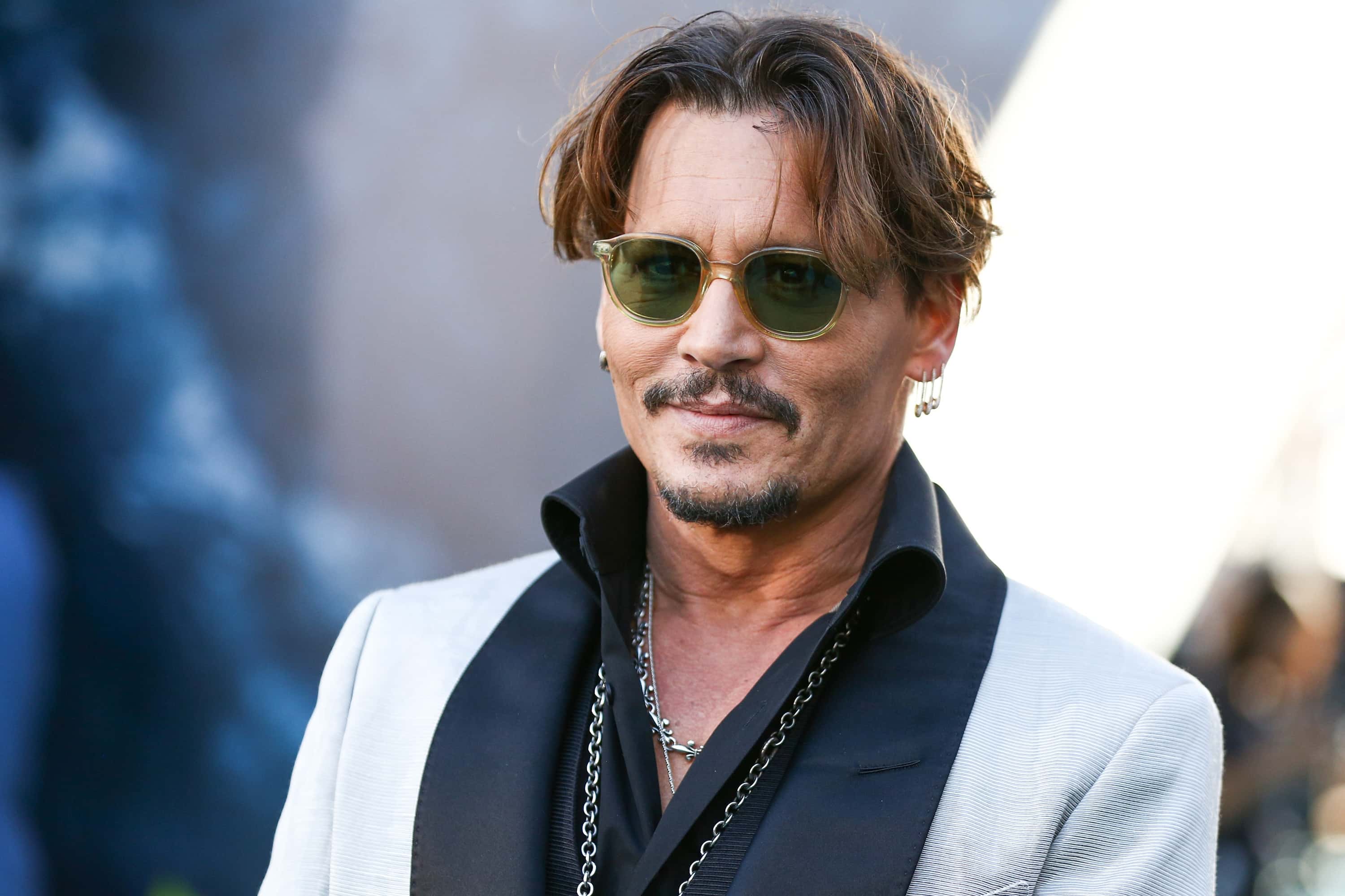 Actor Johnny Depp attends the premiere of Disney's 'Pirates Of The Caribbean: Dead Men Tell No Tales' at Dolby Theatre on May 18, 2017 in Hollywood, California.