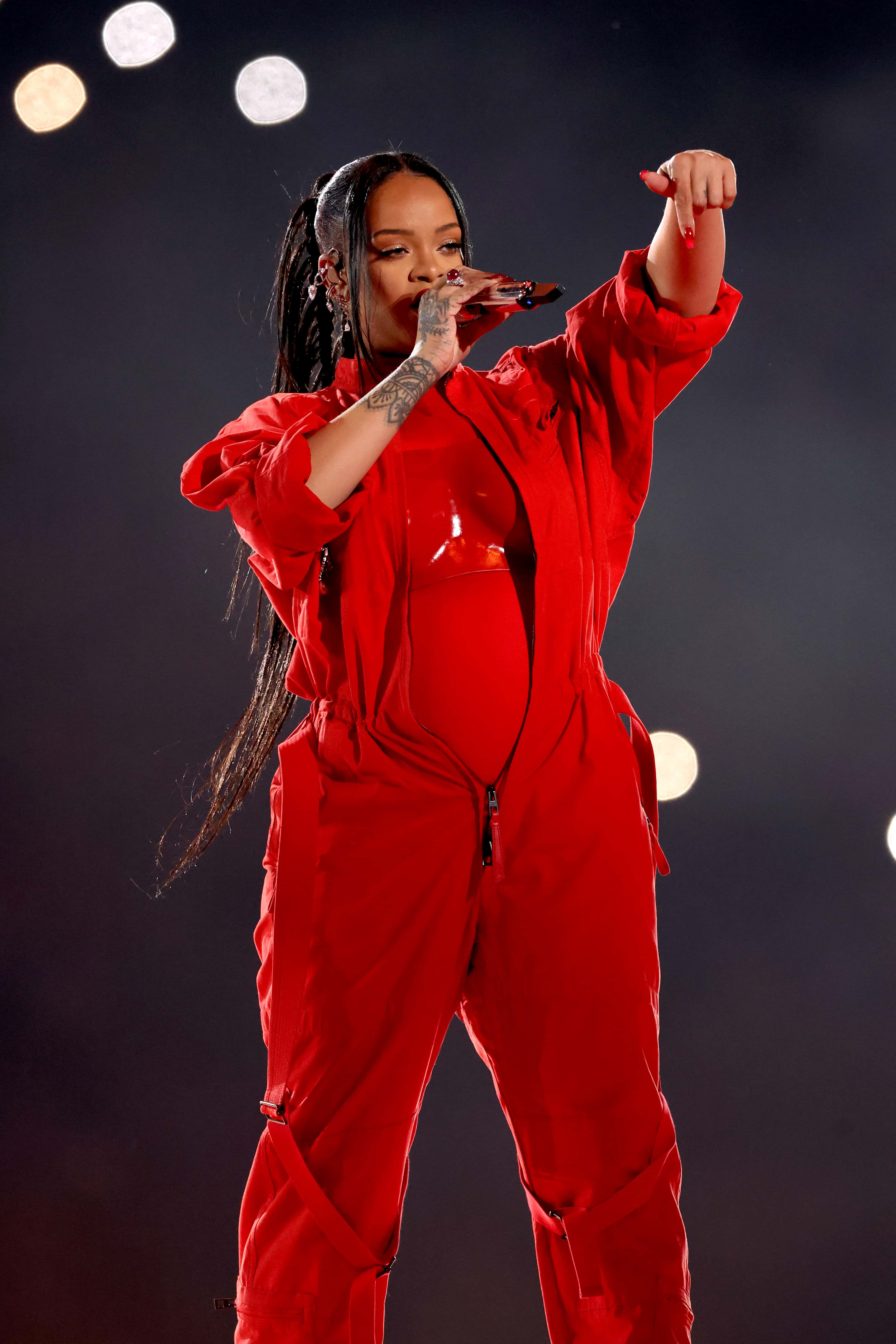 GLENDALE, ARIZONA - FEBRUARY 12: Rihanna performs onstage during the Apple Music Super Bowl LVII Hal