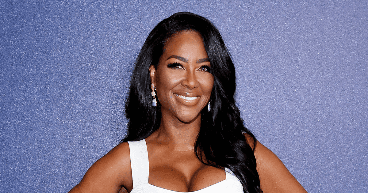 Kenya Moore became well-known after winning the Miss USA contest in 1993 (bravotv)