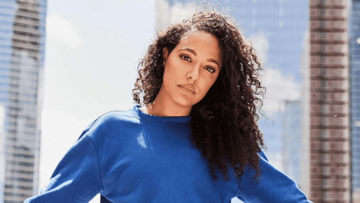 Adrienne Thomas (@adriennethomas/Instagram)