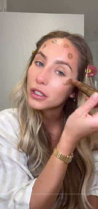 Alix Earle is diagnosed with ovarian cyst (alixearle/ TikTok)