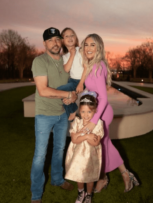 The couple, who got married on March 21, 2015, have a 5-year-old son named Memphis and a 4-year-old daughter named Navy (Instagram/@brittanyaldean)