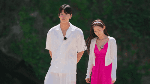 'Single's Inferno' Season 2 stars Shin Seul-ki and Choi Jong-woo (Netflix)