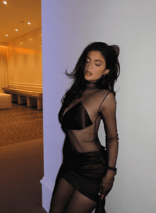 Kylie's comment sections flooded with fans supporting Selena Gomez, amid their alleged feud that also involved Hailey Bieber (Instagram/kyliejenner)