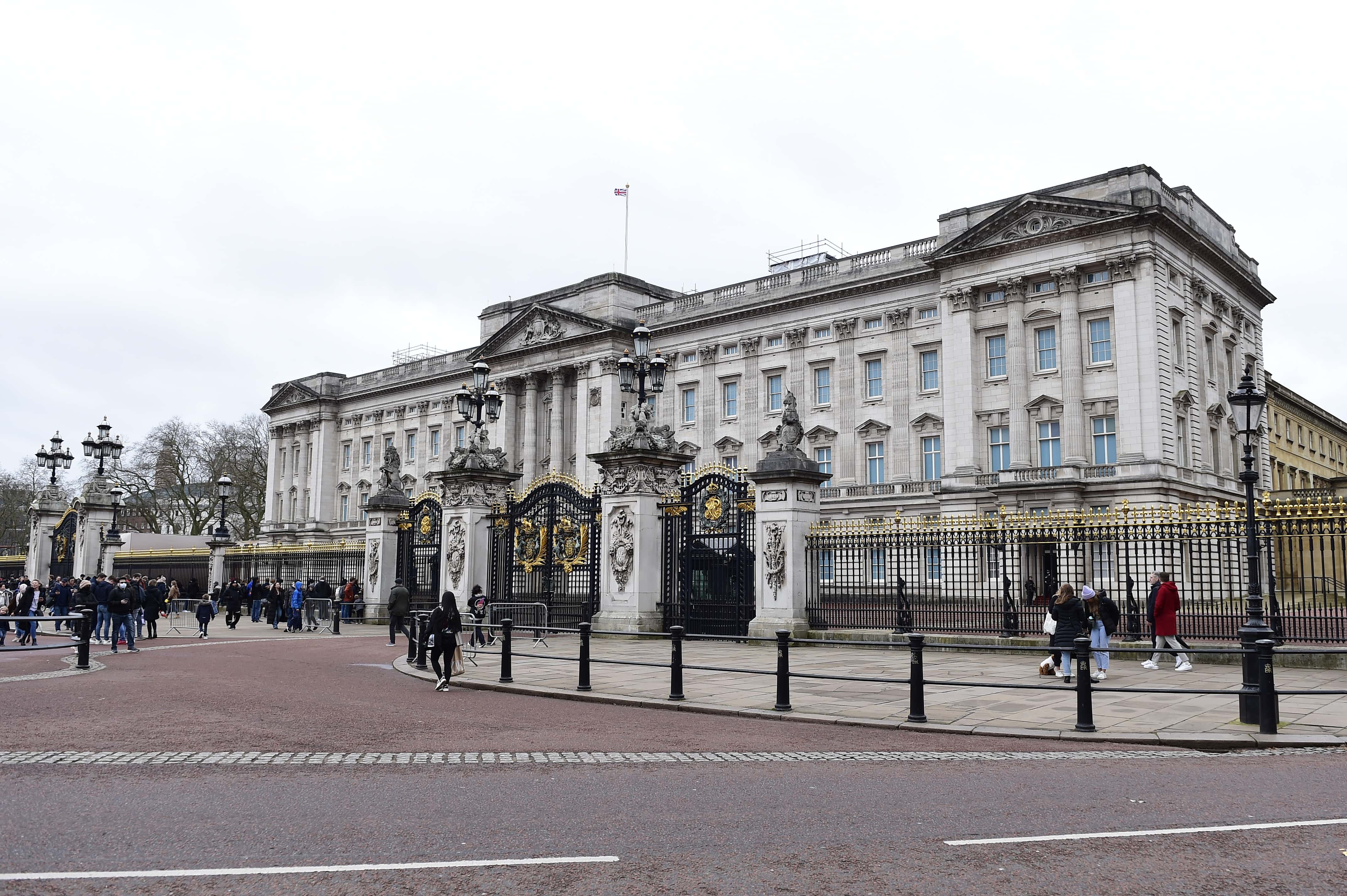 A general view of Buckingham Palace on February 20, 2022 in London, England. Buckingham Palace has announced that Queen Elizabeth II has tested positive for COVID-19 and is suffering