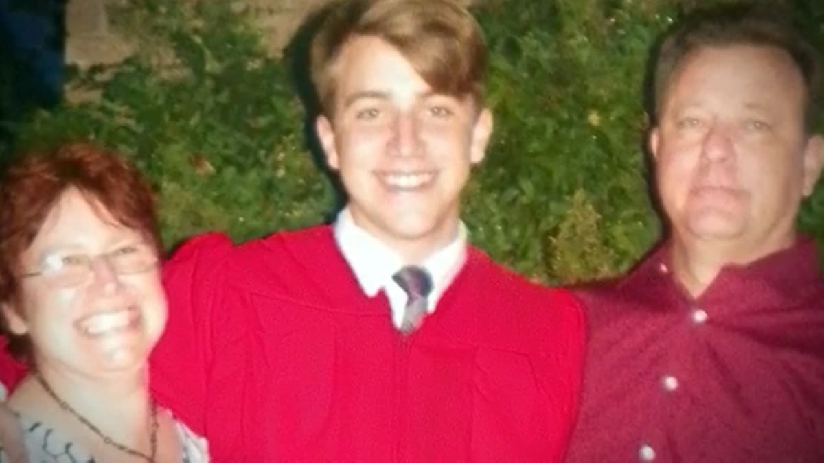 Manuela Allen with husband Peter and son (Dateline/NBC)