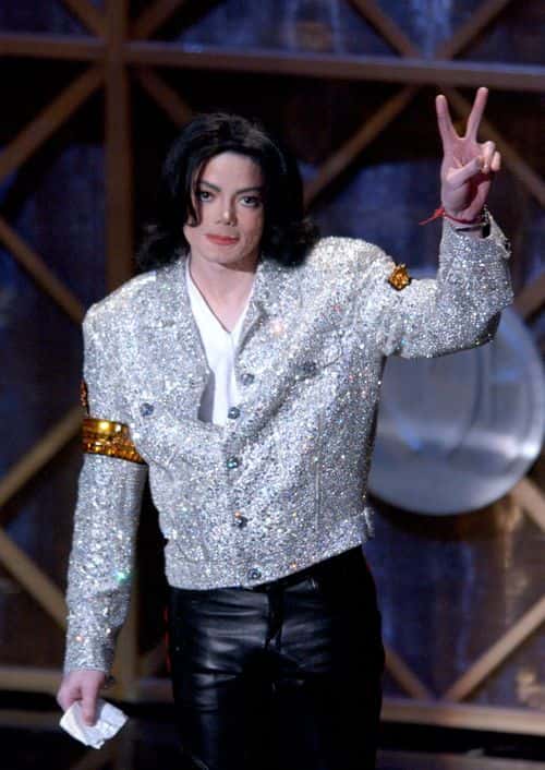 Singer Michael Jackson accepts his Peformer of the Century Award during the 29th Annual American Music Awards at the Shrine Auditorium January 9, 2002 in Los Angeles, CA.
