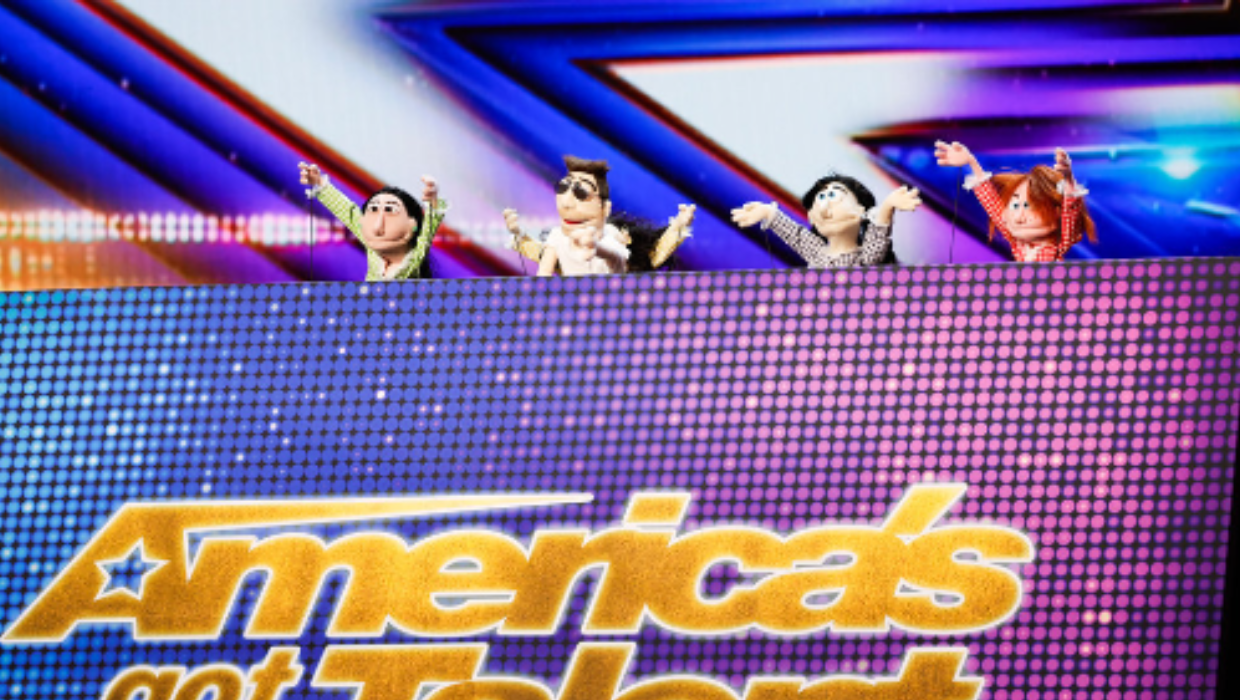 'AGT' Season 18 contestant Simon Puppet and The Cow Belles (TraePattton/NBC)