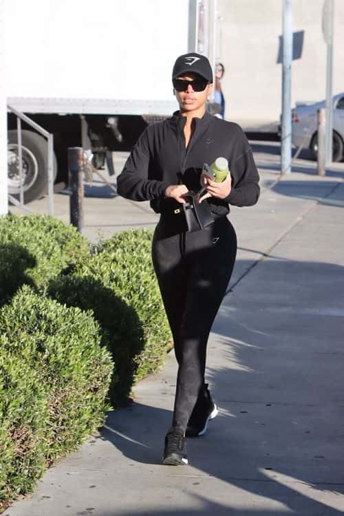 Lori Harvey spotted in athletic wear. (Backgrid)