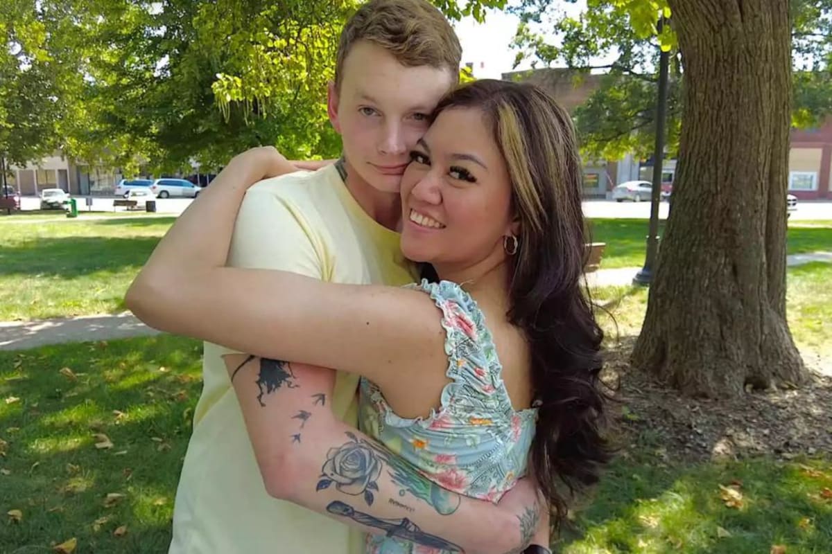 Citra and Sam got engaged in Indonesia (TLC)