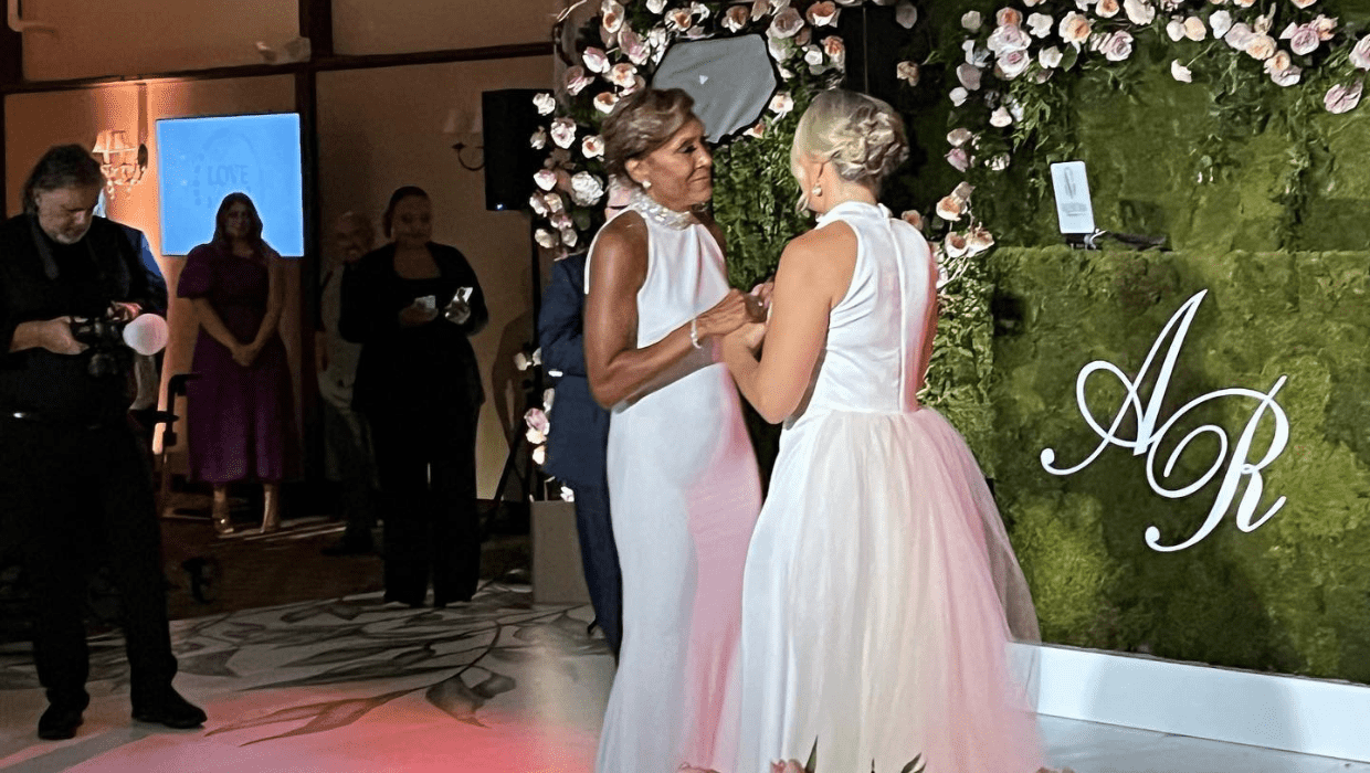 Deborah Roberts share sweet pic of recently wed Robin Roberts and Amber Laign dance at their wedding (@debrobertsabc/Instagram)