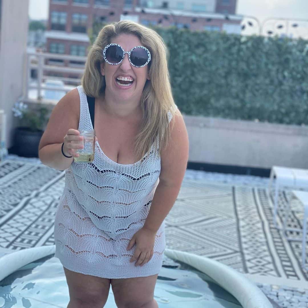 Pamela Rae Schuller is a New York-based comedian, public speaker and advocate (Instagram/pamelacomedy)