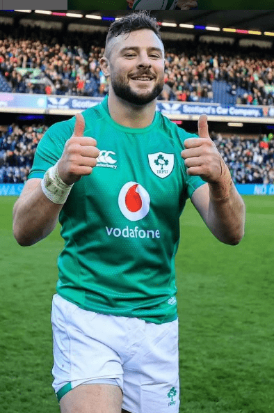 (robhenshaw/Instagram)