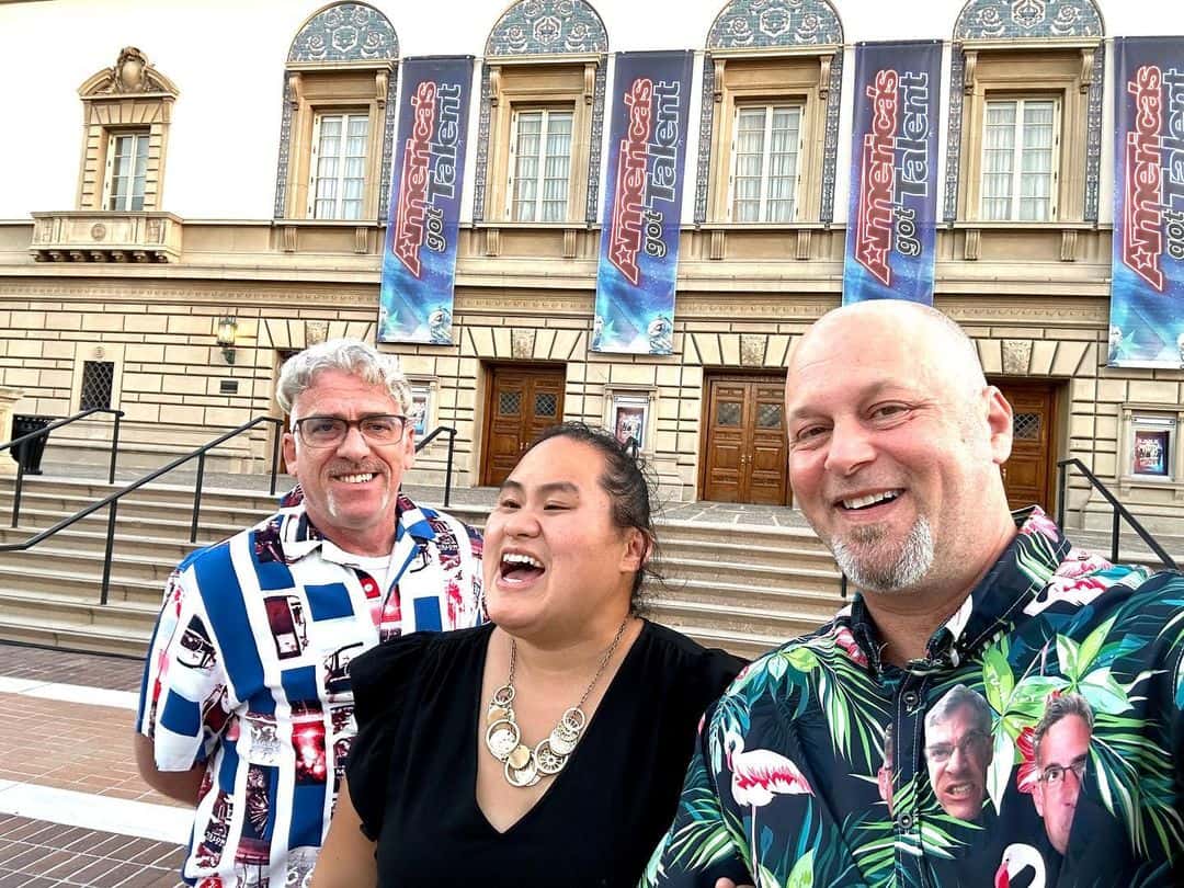 'AGT' contestant Lavender Darcangelo with her dads (Instagram/lavenderdarcangelo)