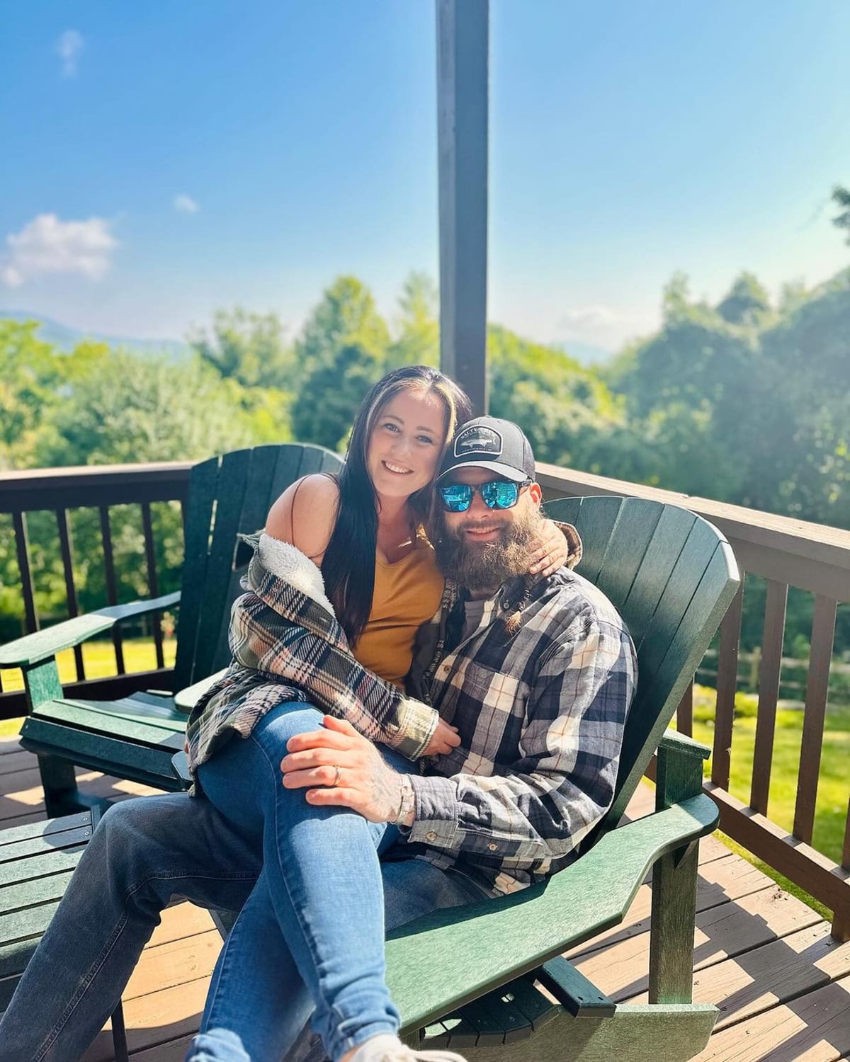 A warrant allegedly out for 'Teen Mom' star Jenelle Evans' husband David Eason's arrest (Instagram/@j_evans1219)