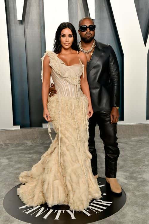 (L-R) Kim Kardashian and Kanye West attend the 2020 Vanity Fair Oscar Party hosted by Radhika Jones at Wallis Annenberg Center for the Performing Arts on February 09, 2020 in Beverly Hills, California.