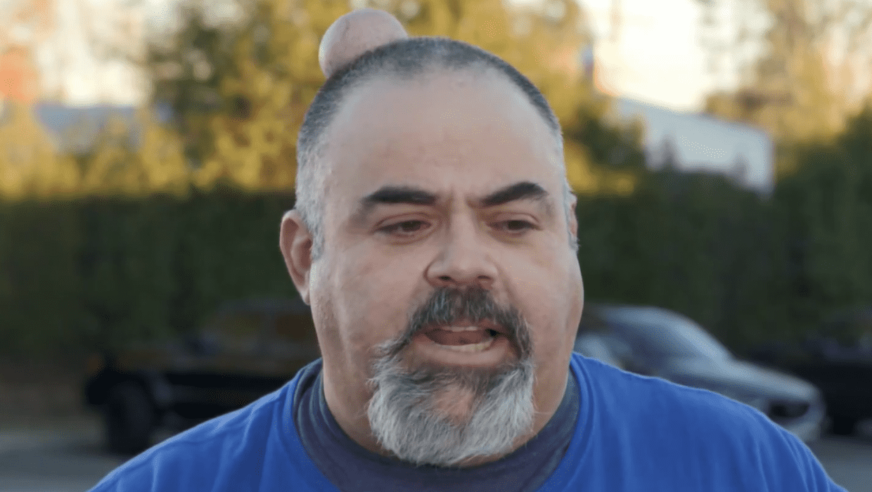 Dr. Sandra Lee's patient, Michael Steen in 'Dr. Pimple Popper' Season 8 (People)