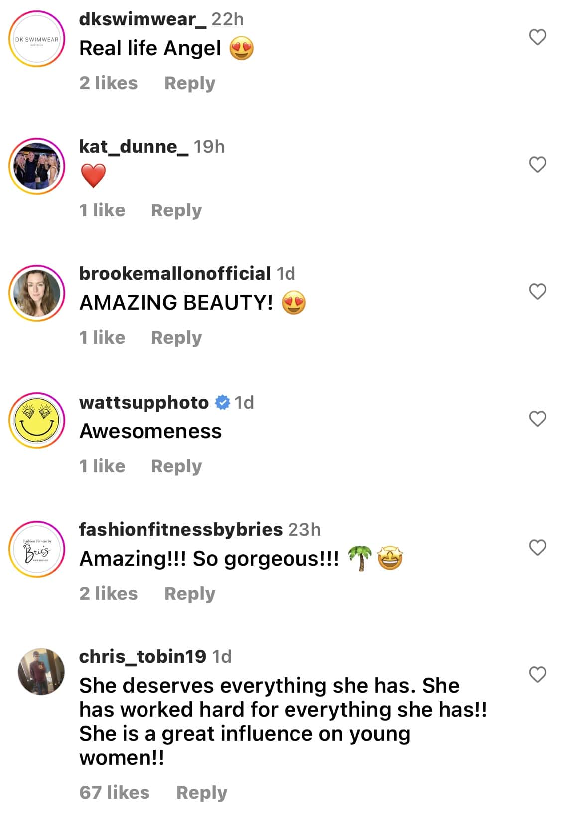 Comment section from Dunne's video (@si_swimsuit/Instagram)