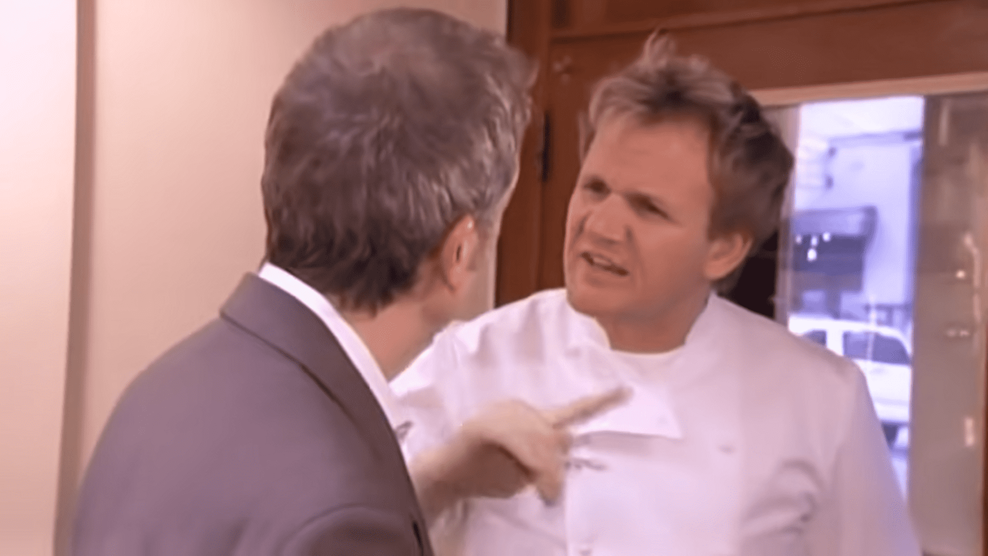Gordon Ramsay accuses Martin Hyde of being 'lazy' on 'Kitchen Nightmares' Season 1 (YouTube/@KitchenNightmares)