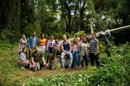 Contestants Avori Henderson, Sandy Ronquillo, Dom Gabriel, Greg Shapiro, Kesi Neblett, Samara White, Pranav Patel, Will Richardson, Casey Lary, Osei White, Joi Schweitzer, Jacob Hacker on the show 'The Mole' (Netflix)