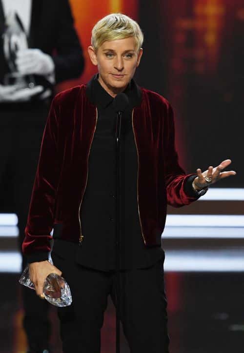 Actress/TV host Ellen DeGeneres accepts Favorite Animated Movie Voice for 'Finding Dory' onstage during the People's Choice Awards 2017 at Microsoft Theater on January 18, 2017 in Los Angeles, California.