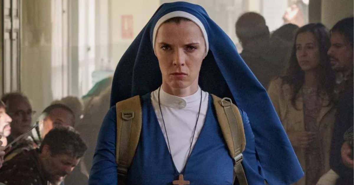 Betty Giplin in production still of 'Mrs. Davis'