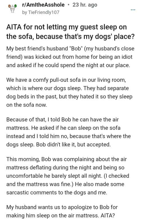 'AITA' discussion on Reddit (Reddit)