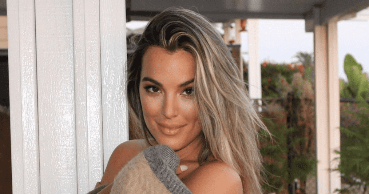 Alexandra Hall has established herself as a competent negotiator, visionary, businesswoman, and strategic strategist throughout her real estate career (Instagram/alexhall_o.c)