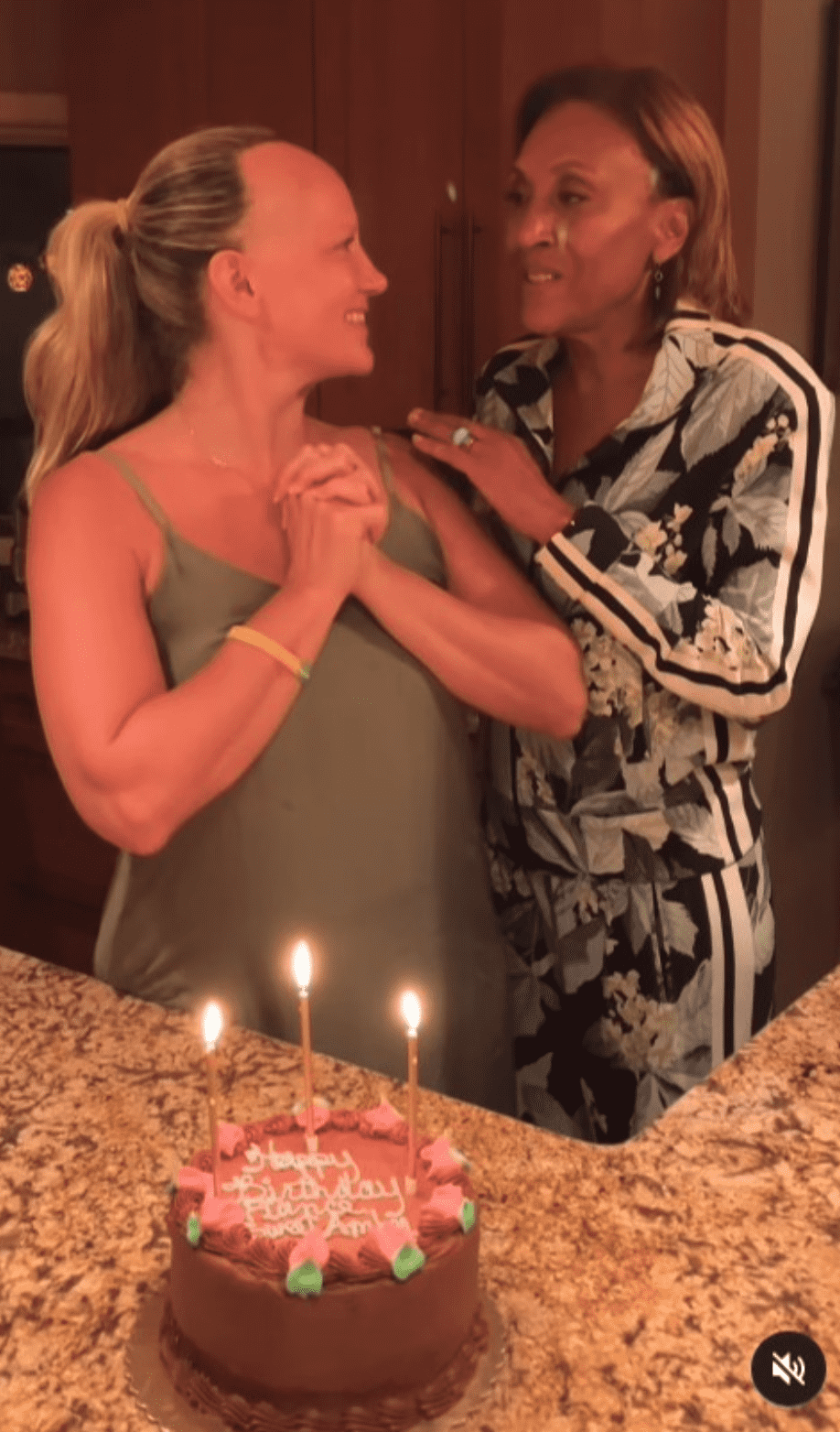 'GMA' Robin Roberts shared a clip of Amber Laign in front of her birthday cake (@robinrobertsgma/Instagram)