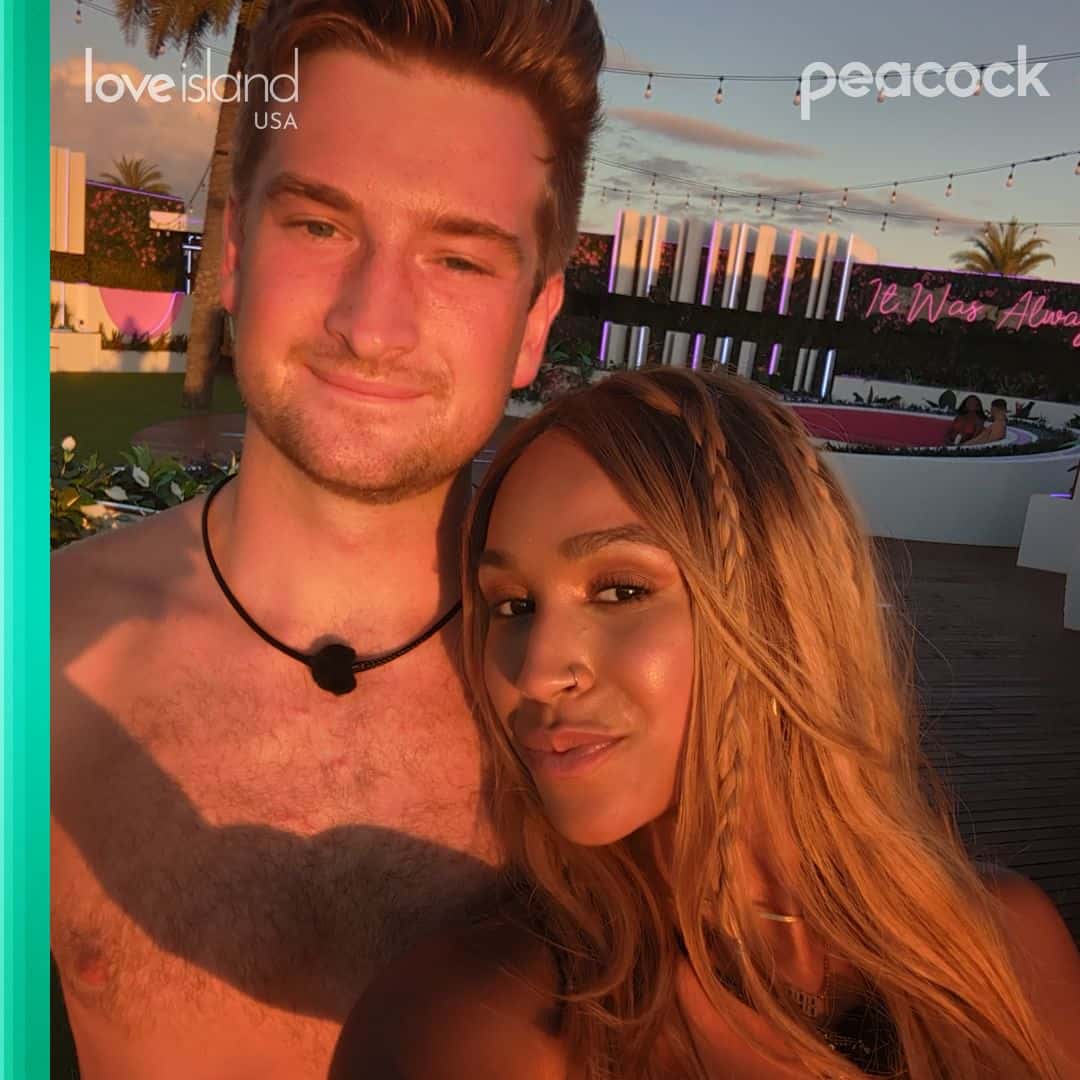 'Love Island USA' Season 5 finalists Carsten 'Bergie' Bergersen and Taylor Smith (Instagram/@loveislandusa)